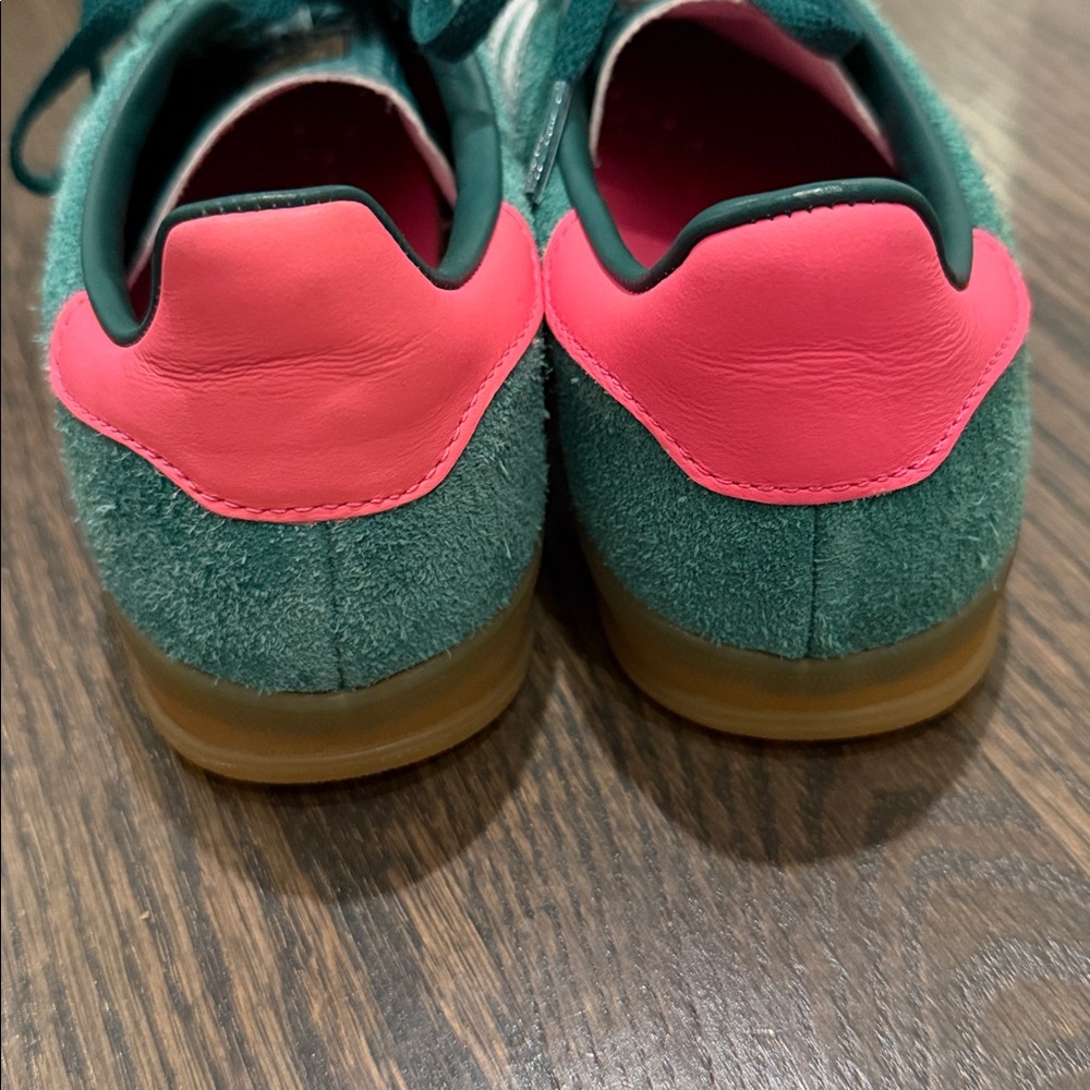 Adidas Green and Pink gazelle Sneakers US 7 - Picture 4 of 5